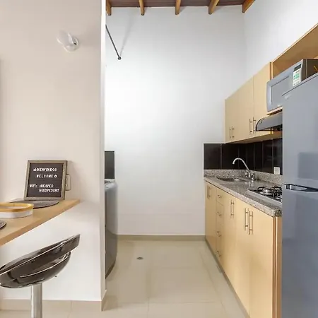 Hermoso Apartamento En Sabaneta Cerca Al Parque Exterior photo